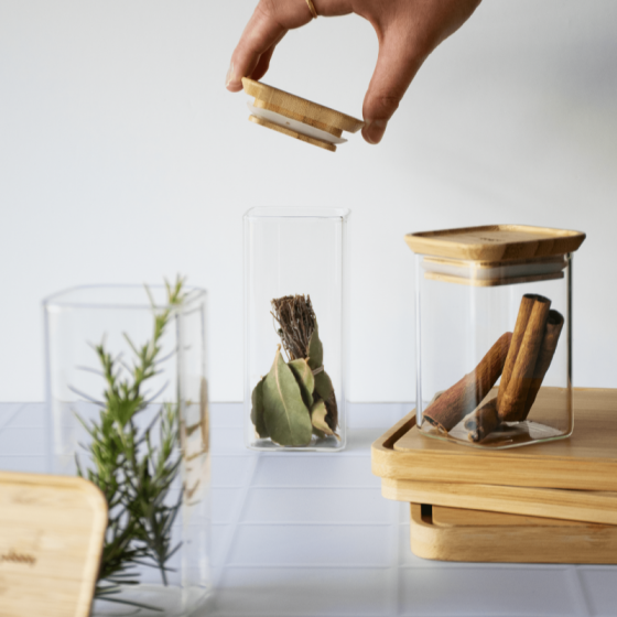 Set of 2 square glass/bamboo boxes