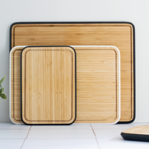 Bamboo cutting board - M