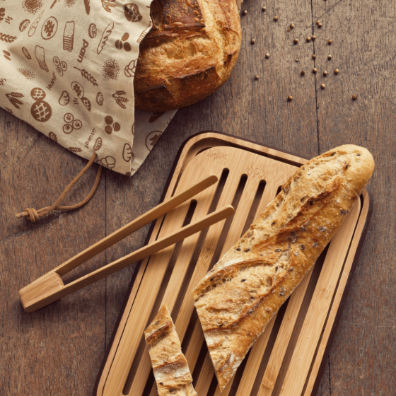 Bäckerset: 1 Brotschneidebrett + 1 Toastzange + 1 Brotbeutel