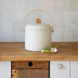 Seau à Compost d'intérieur en Acier avec Filtre Anti-Odeurs - 7 L