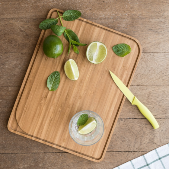 Cutting board – natural bamboo