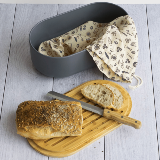 Brotkasten-Set Mit Deckel/Schneidebrett, Messer & Brottasche.