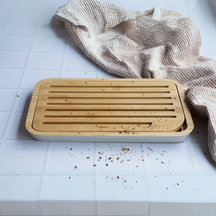 Bamboo Breadboard - Cream border